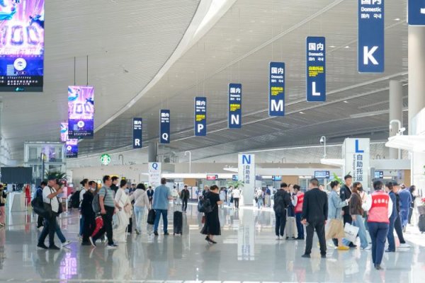 顺阳网 加密杭州、首尔等方向航班！五一假期，青岛机场预计迎来送往40万人次
